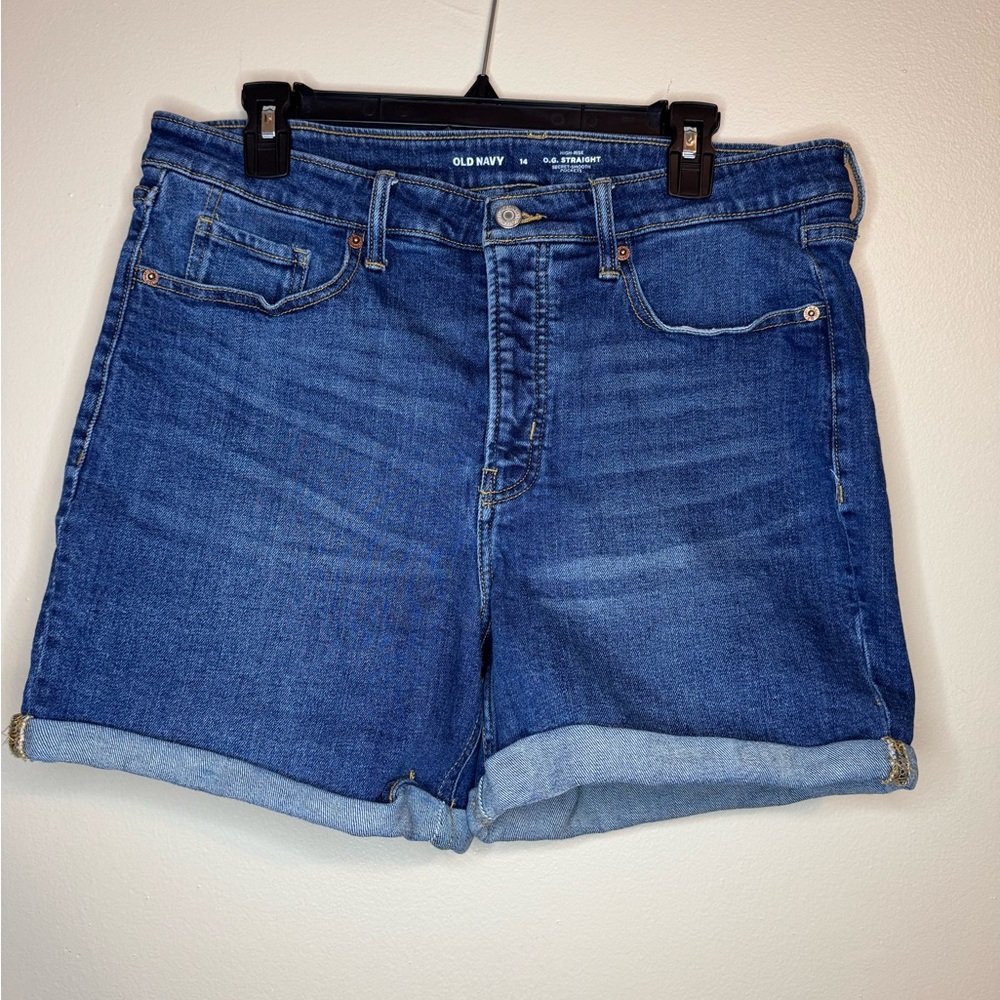 Old Navy High Rise O.G. Straight Denim Shorts Size 14 Medium Wash Cuffed